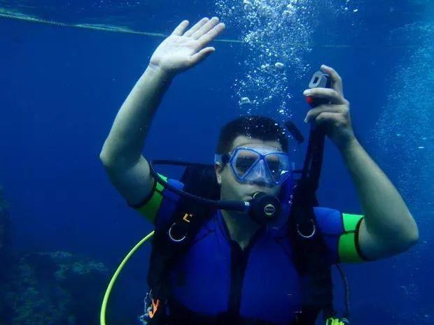 愿平安！中国公民在印尼潜水失踪 搜救工作仍在继续