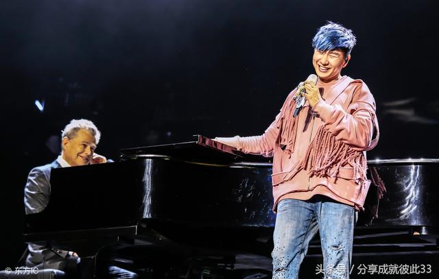 林俊傑新加坡開唱吸引4萬粉絲 親朋好友“大團圓”