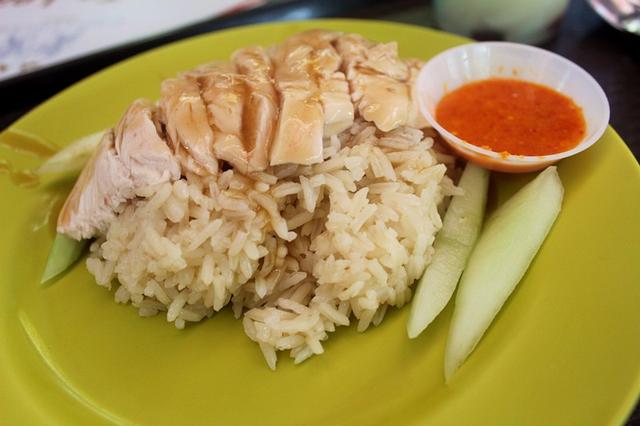 新加坡：没吃到传说中最好吃的海南鸡饭？安啦，机场也有~~