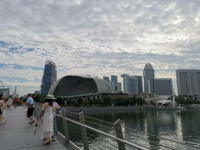 有“花园城市”美誉，全年气候温暖——如诗如梦新加坡的美图