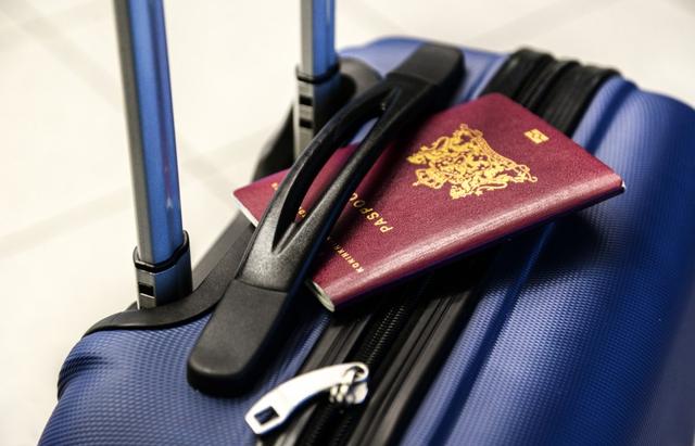 新加坡机场搬运工申请加人手未果，怒给行李乱贴标签运往全球各地
