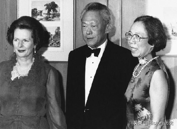 一向反对学习华语的李光耀，1979年为何会在新加坡大力推广华语？