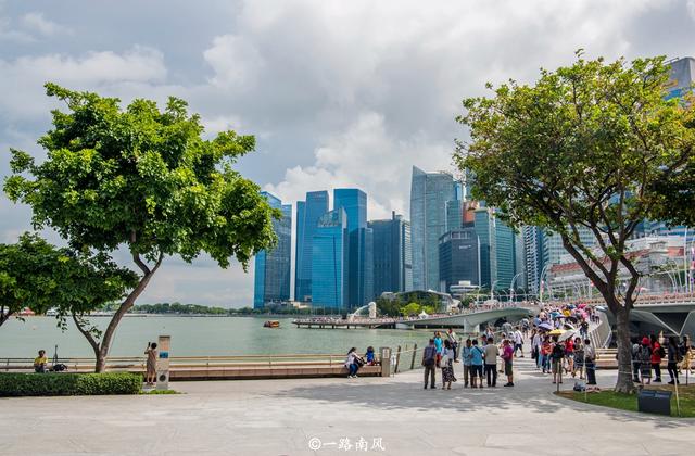 新加坡的鱼尾狮要拆了？中国游客表示还没看过，没想到表错情了