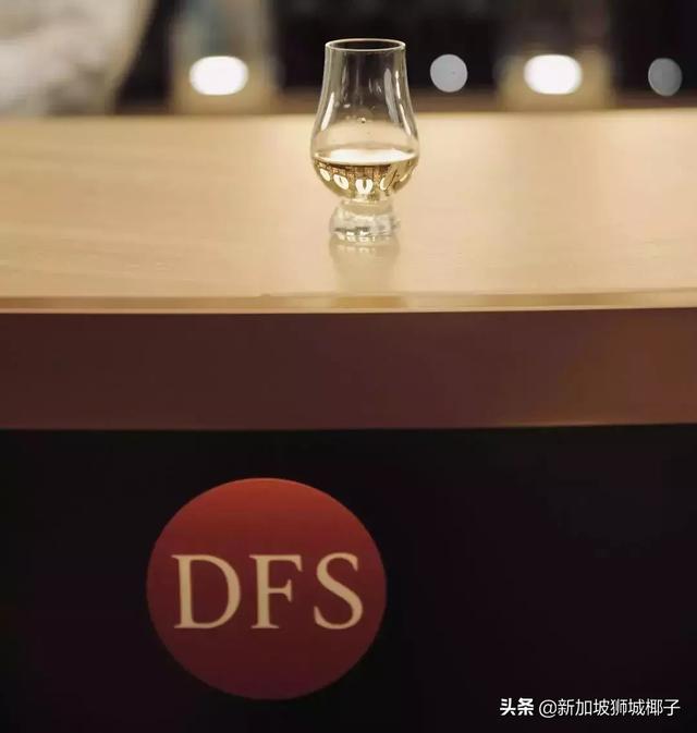 新加坡樟宜机场DFS烟酒免税店，突然宣布要关门了