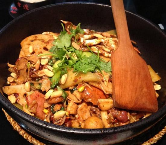 麻辣香鍋的家常做法，葷素搭配，營養豐富，在家也能吃到好滋味