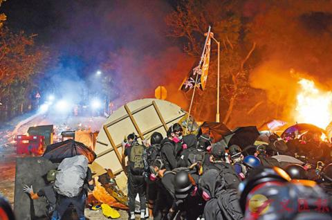 环球时报：大是大非面前，香港有些人还是被暴徒裹挟了嘴巴