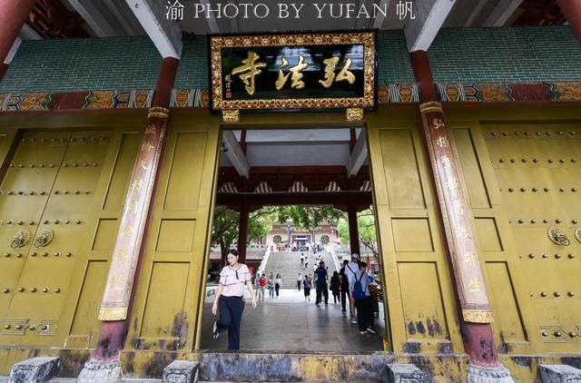 深圳盐田慢生活，纵情山海之间，享国内首家的天际无边泳池漂浮餐