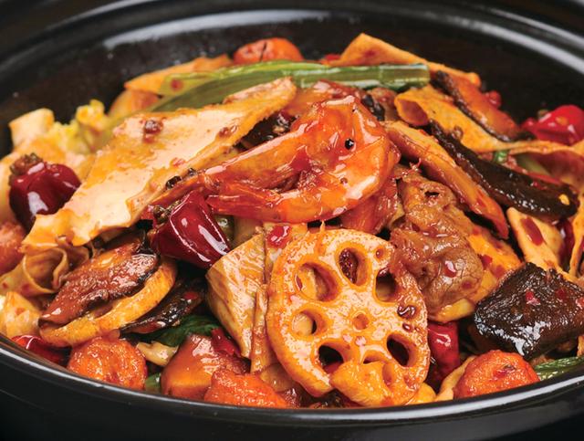 麻辣香鍋的家常做法，葷素搭配，營養豐富，在家也能吃到好滋味