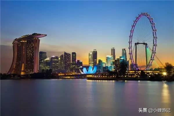 新加坡是马来半岛最南端的一个热带城市岛国，为什么让人流连忘返