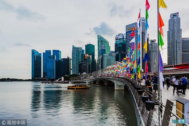 新加坡河畔装修一新迎新春