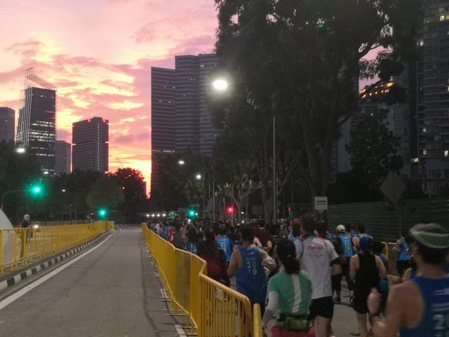 玩赛记：新加坡渣打马，夜游神出没，愈夜愈美丽