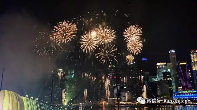 新加坡盛大煙花！2019跨年夜美翻了~