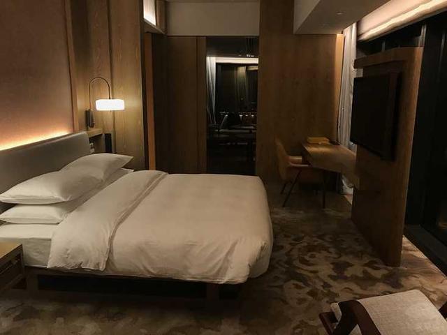 第一次去新加坡旅游，第一次住这么高级的酒店，装修很赞