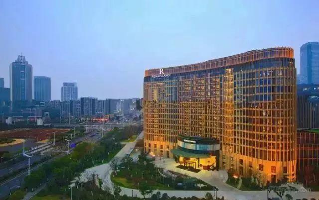 南京这13家高逼格酒店自助餐，性价比炸裂！