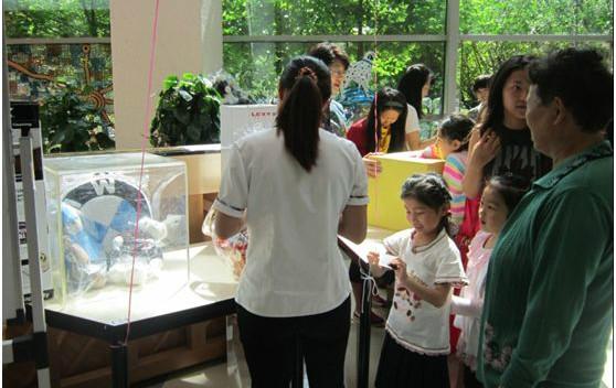 新加坡家長志願者體制：參與孩子的學習生活，互相了解，共同成長