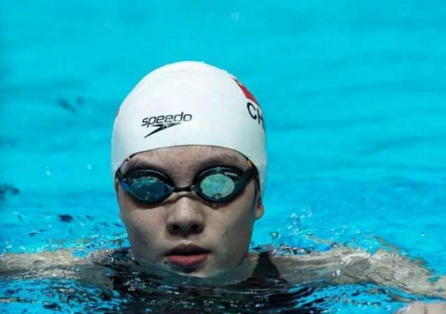 中国前2日仅获1铜！游泳世界杯新加坡站持续低迷 仅混合接力摘铜