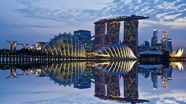 新加坡是怎样成为发达国家的呢?