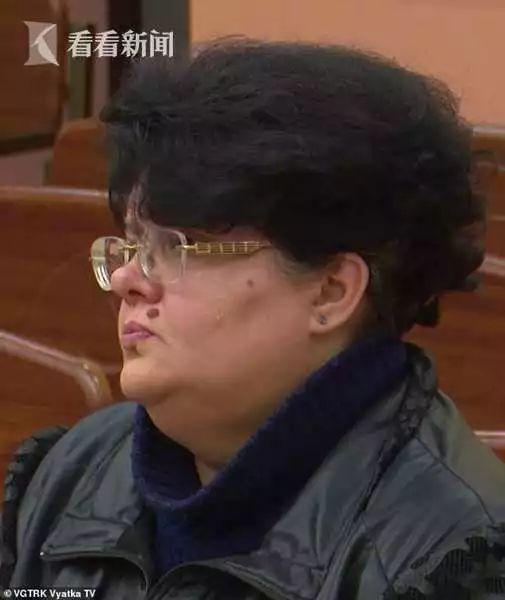 俄罗斯年轻妈妈外出狂欢一周，3岁女儿吃洗衣粉充饥惨死家中