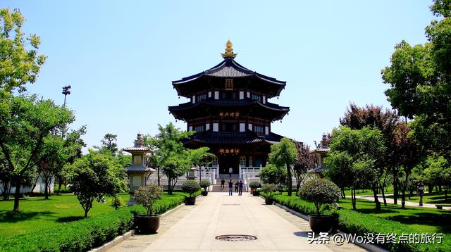 姑苏城外：寒山寺