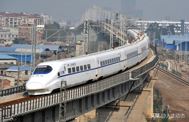 重磅！中國將迎來最長高鐵，貫穿南北七省並設80個站點，你期待嗎