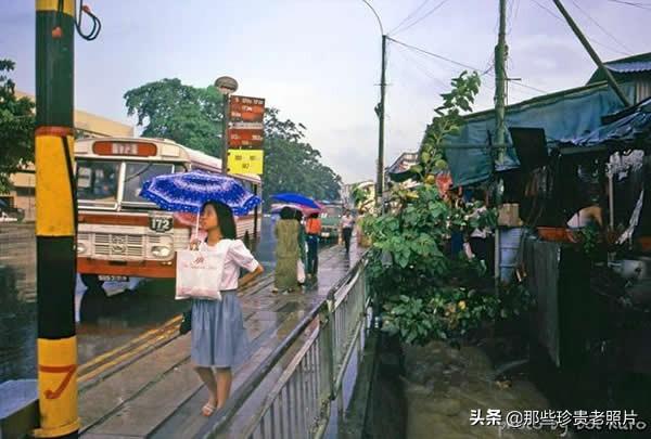 这组老照片带我们去看看80年代的新加坡是什么样子的