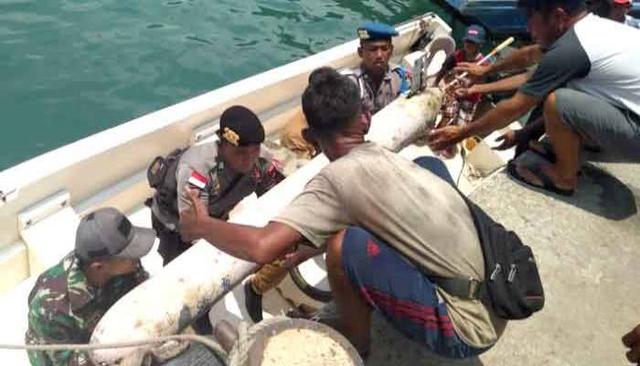 外媒：印尼渔民捞到中国“海翼”水下无人滑翔机