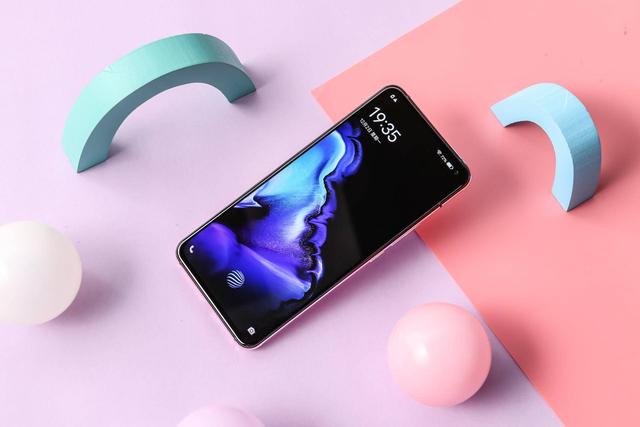 vivo X30 Pro上手實測,不僅5G和拍照優秀,還有驚喜等你發現