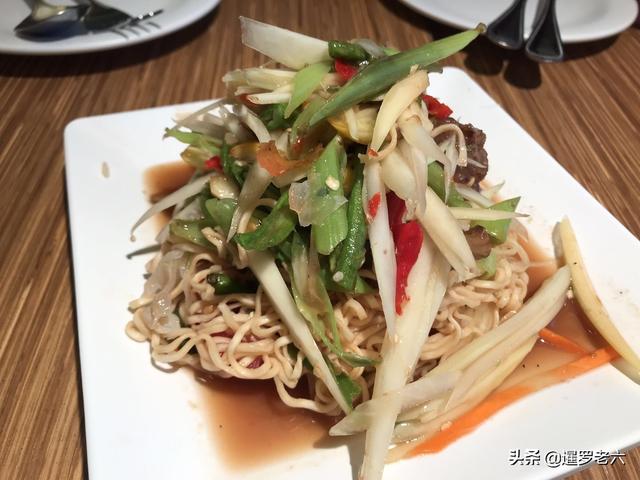 在曼谷吃頓泰餐花了近300元人民幣!就這些美食,大家覺得劃算不