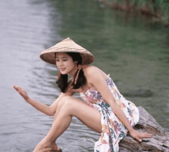 陈红为什么被称为“大陆第一美人”，年轻时的她为何能俘获陈凯歌