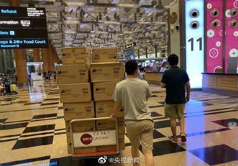 新加坡民间驰援75000个口罩，29日抵达武汉