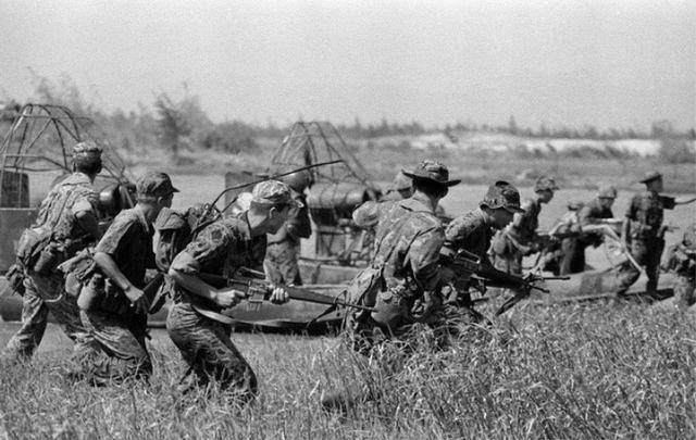 爲何美國撤軍時，南越的百萬大軍不到2年就被殲滅？原因有三