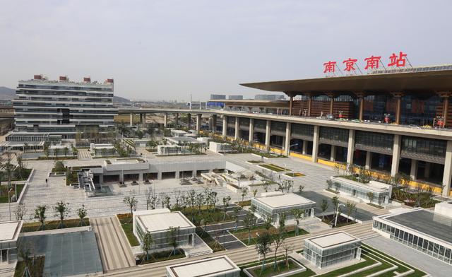 中國最奇葩的四大火車站名，你知道幾個？遊客：看到忍不住想笑
