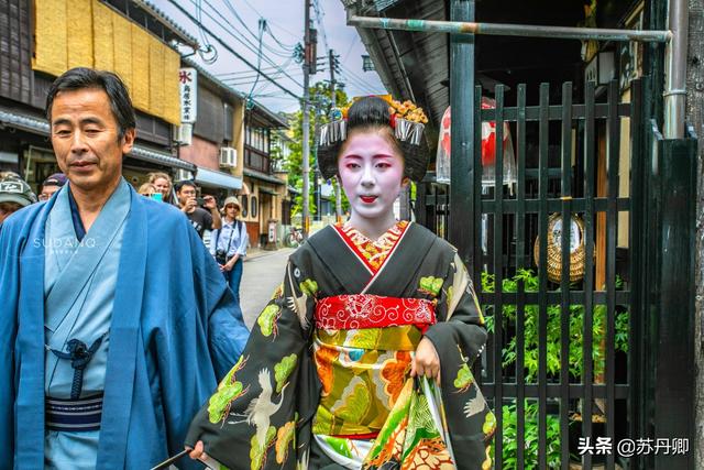 “株式會社”是日本黑幫？中國女孩嚇得不輕：滿大街都是黑社會