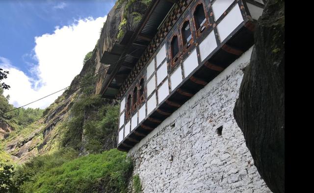 不丹虎穴寺实拍图