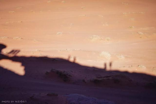 马特达蒙拍《火星救援》的地方，睡球球帐篷观星河，还落地签