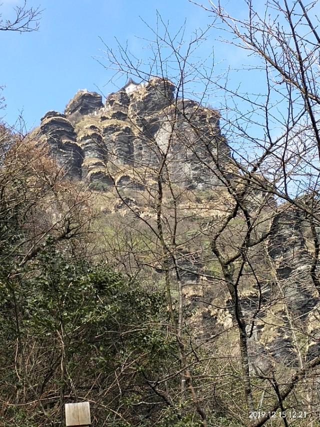 美丽仙云缥缈的梵净山