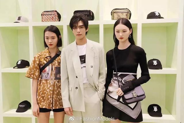 宋威龙和他的前女友们