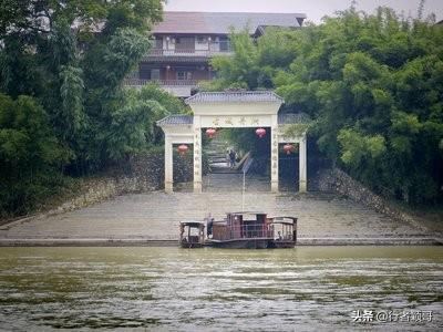 中國唯一在水上的古鎮，至今400年無車無橋，只能坐船才能到達