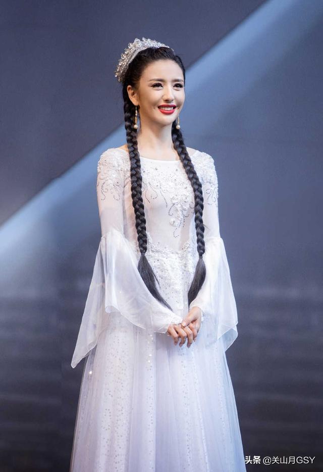 佟丽娅：翩翩仙女，美的独特，让人难以忘怀