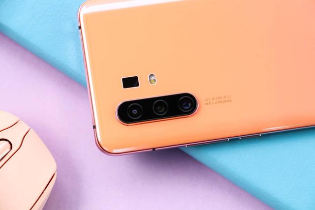 vivo X30 Pro上手實測,不僅5G和拍照優秀,還有驚喜等你發現