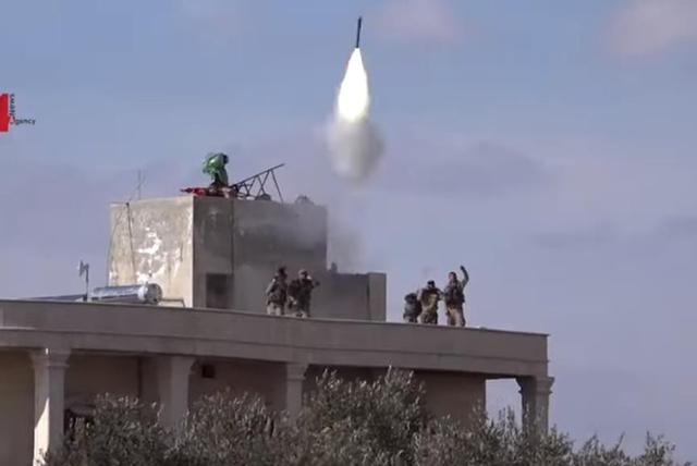 土耳其向俄轟炸機開火!毒刺導彈呼嘯升空,俄軍:此舉闖下大禍