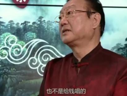 自称“歌唱家”的加拿大人蒋先生，你凭什么说大衣哥不是歌唱家？