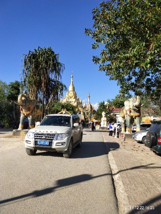 和老伴一起云南自驾游