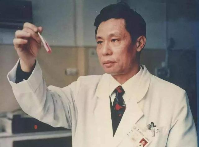 钟南山捐增100台制氧机,还亲自写信感谢京东,苍老模样让人心疼