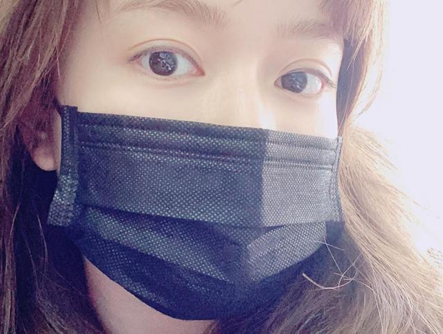 28岁女星奔赴武汉寻男友，被困几天却毫不担心，爱情的力量真大