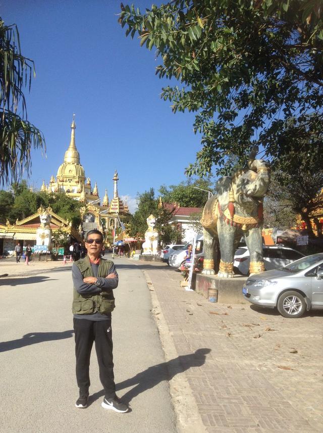 和老伴一起云南自驾游