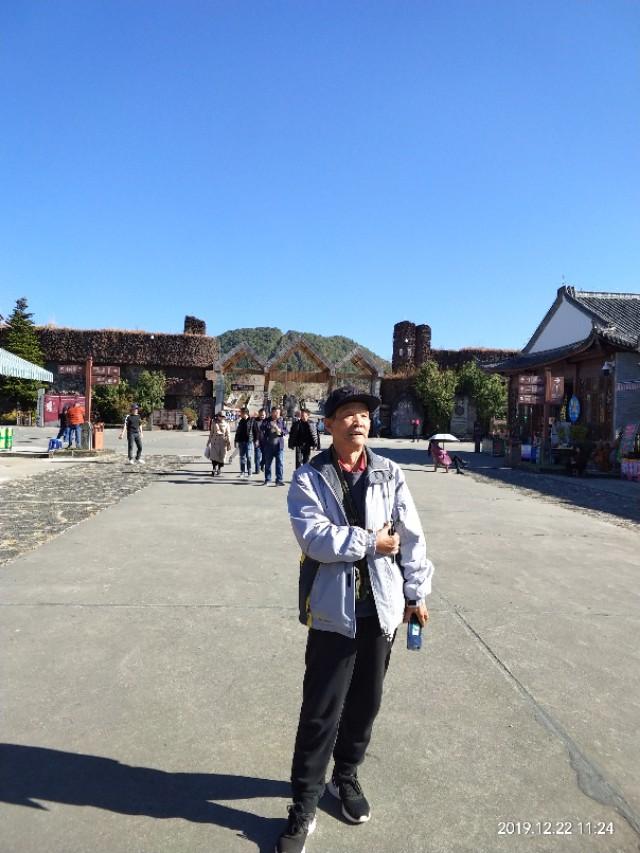 和老伴一起云南自驾游