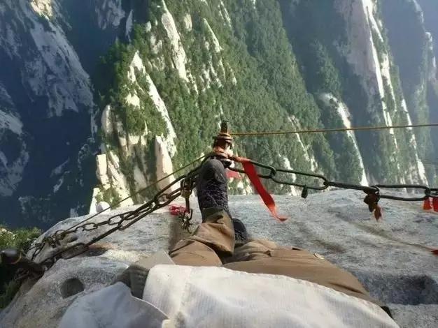 看一眼就心跳加速！陕西境内的这些玻璃栈道，你敢挑战哪一个？