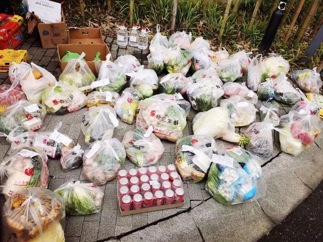 社区团购艰难：订单暴涨接不住，人力复工跟不上