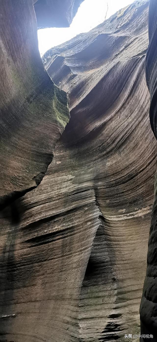 陕北甘泉雨岔大峡谷，壮美奇观堪比美国羚羊谷